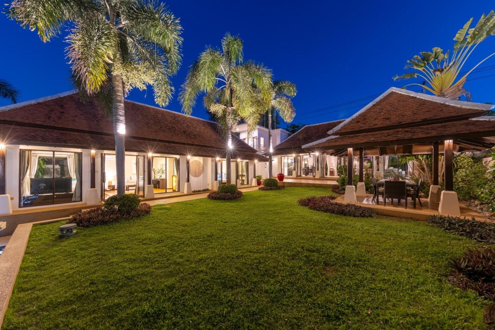 Bacaya Beachfront Villa Bang Rak Beach  Exterior photo